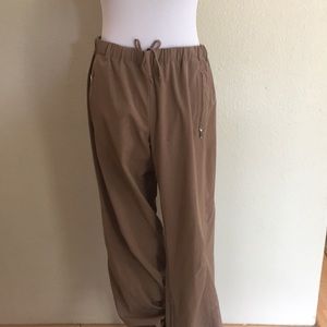 Lucy Tan active pants